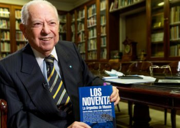 Carlos Corach reflexiona sobre los años 90 y la política actual en San Nicolás Debate