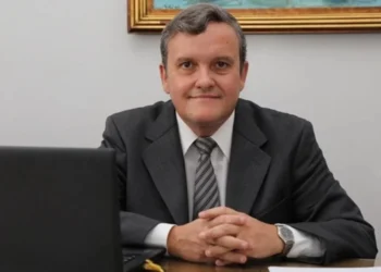 “El rumbo a la normalidad depende del voto del domingo”: Aldo Abram analizó la economía y el futuro inmediato del país