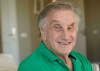 José Eduardo Abadi: «Los argentinos tienen esperanza, pero también mucho miedo a volver a ilusionarse y sufrir otra decepción»